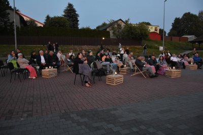 Koncert na molo - Przedwieczór i wieczór poezji Iwony Folusz